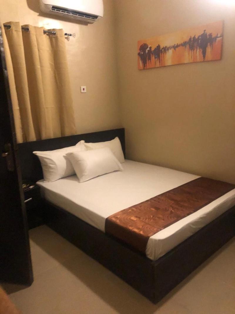 Posh Apartments Bussiness Hotel image