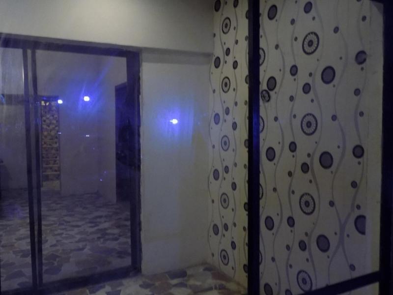 Posh Apartments Bussiness Hotel image