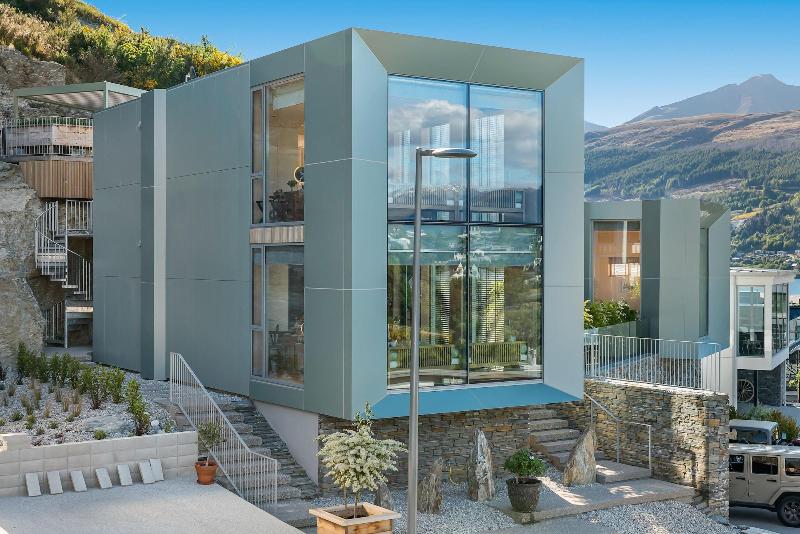 Lanah Residence image