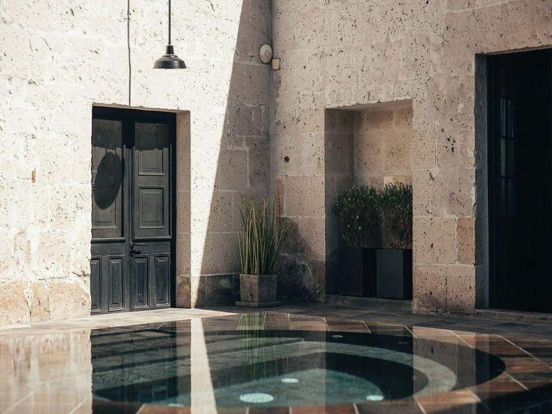 CIRQA - Relais & Chateaux image