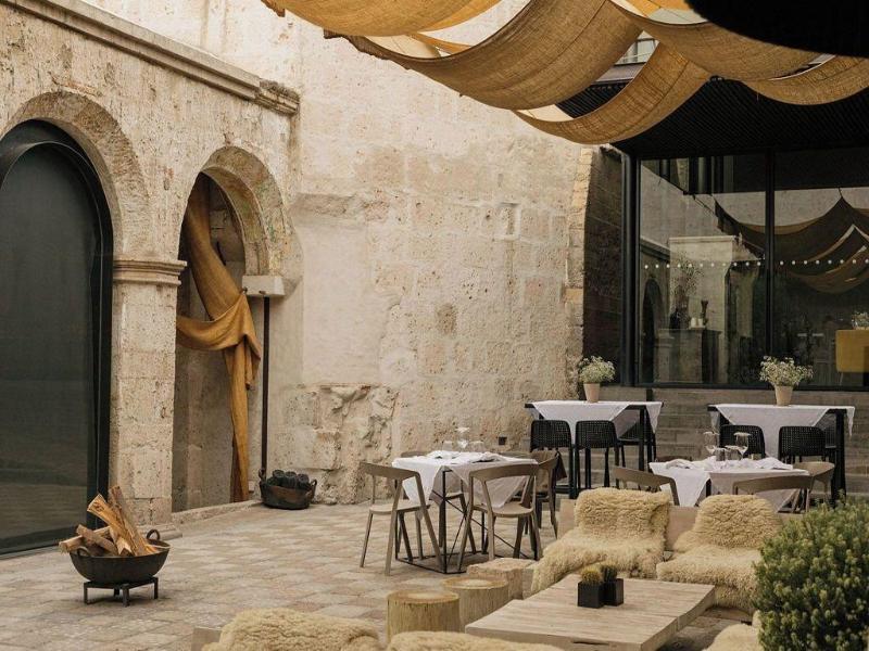 CIRQA - Relais & Chateaux image