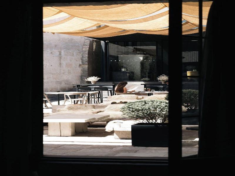 CIRQA - Relais & Chateaux image