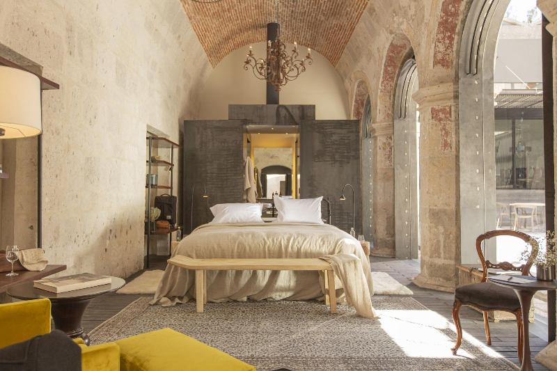 CIRQA - Relais & Chateaux image