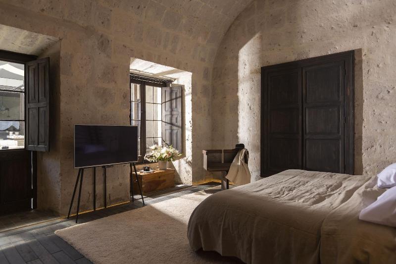 CIRQA - Relais & Chateaux image