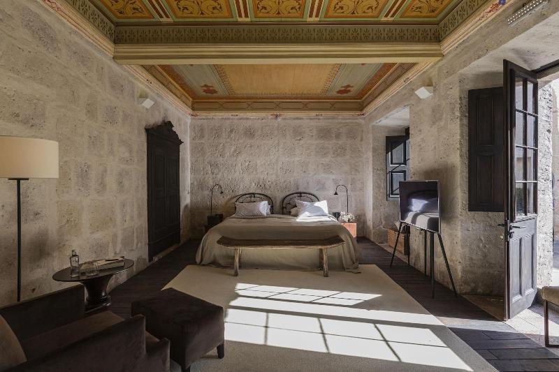 CIRQA - Relais & Chateaux image