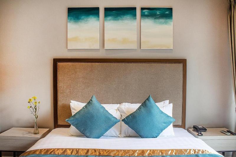 Royale Parc Hotel Tagaytay image