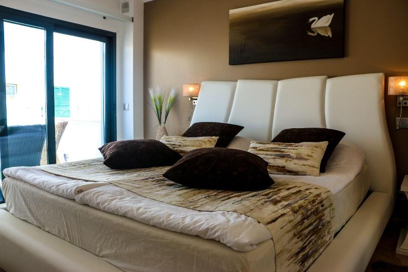 The Birds Nest Luxury B&B image