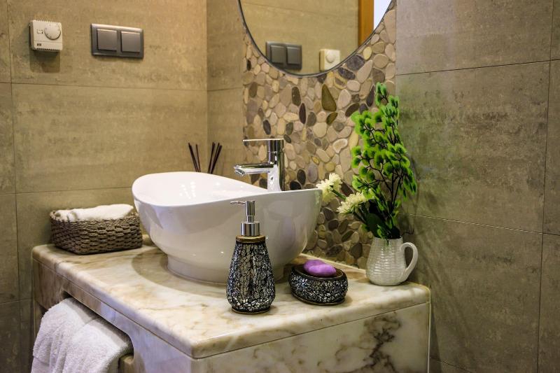 The Birds Nest Luxury B&B image