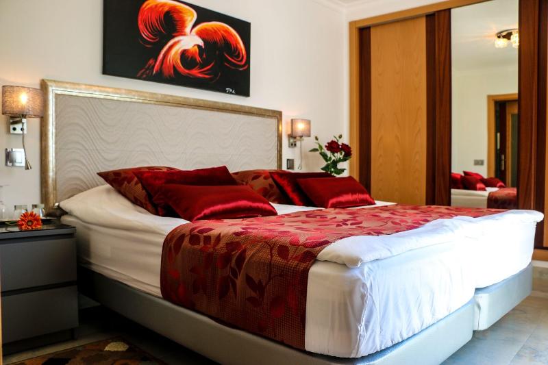 The Birds Nest Luxury B&B image