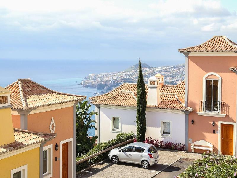 Dream Luxury Apartment  Palheiro Village image
