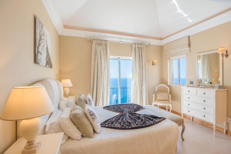 Dream Luxury Apartment  Palheiro Village image
