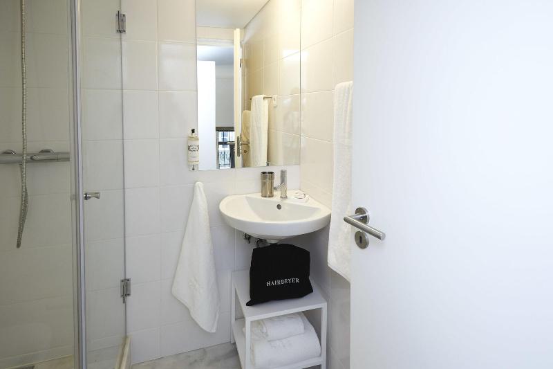 OportoCollection S. Catarina Pool & Fitness Adults image