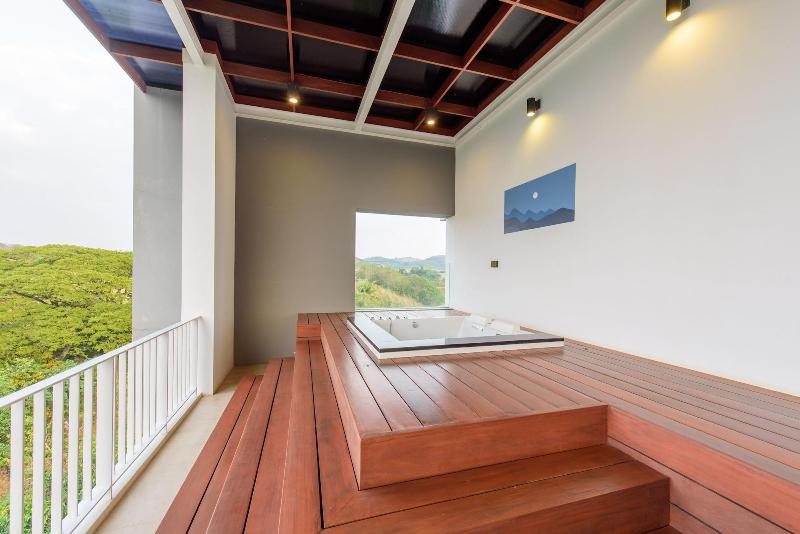 The Gallery Khao Yai Hotel and Residence image