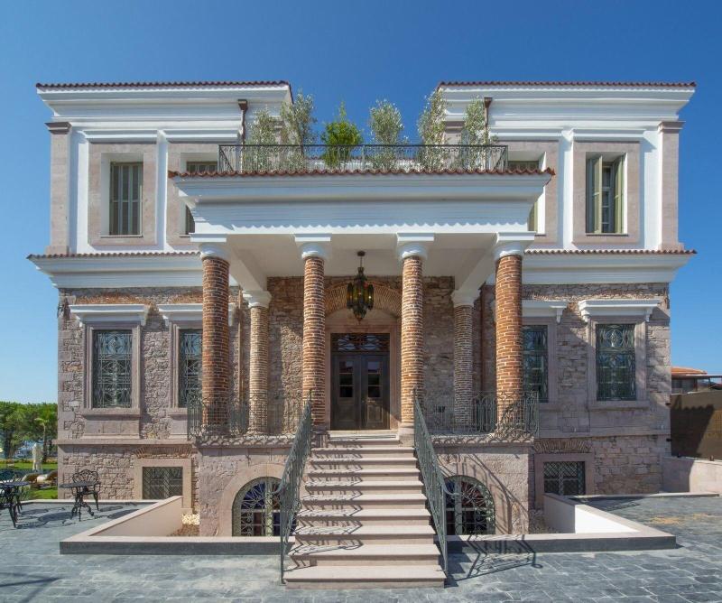 Cunda Despot Evi image