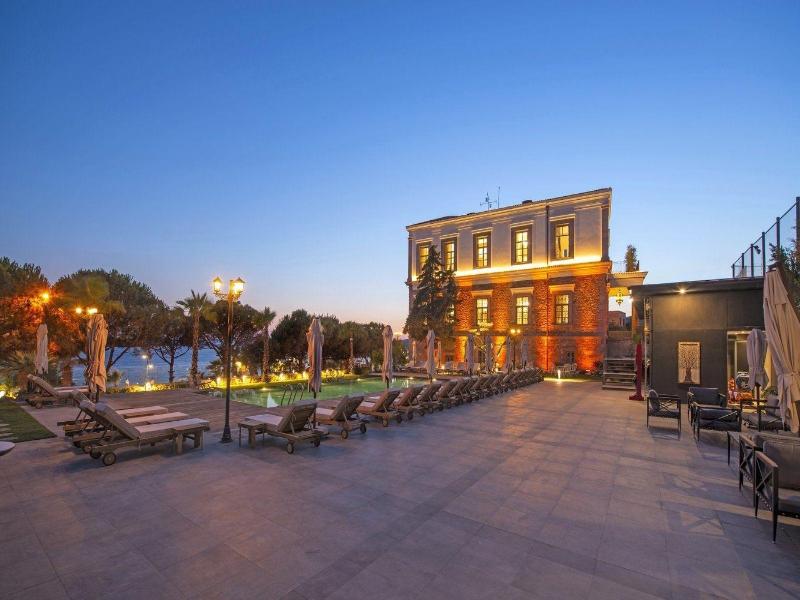 Cunda Despot Evi image