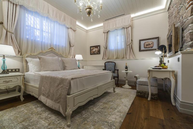Cunda Despot Evi image