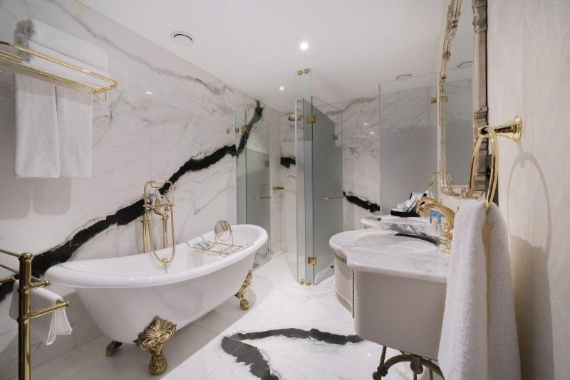 Cunda Despot Evi image