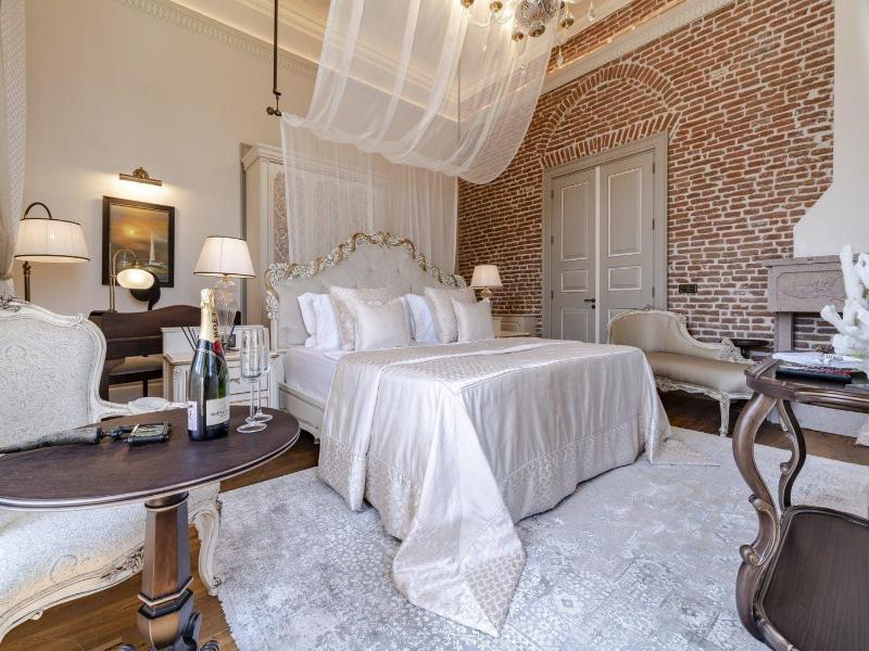 Cunda Despot Evi image