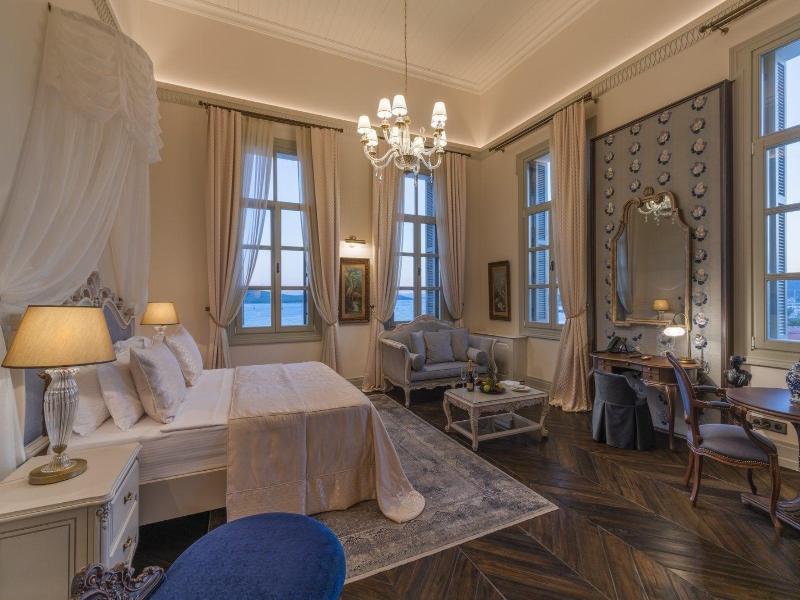 Cunda Despot Evi image