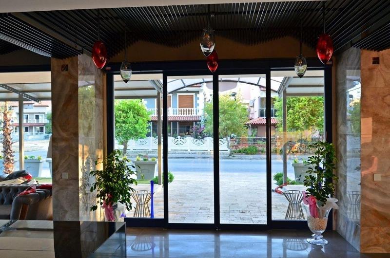 Ferush Otel