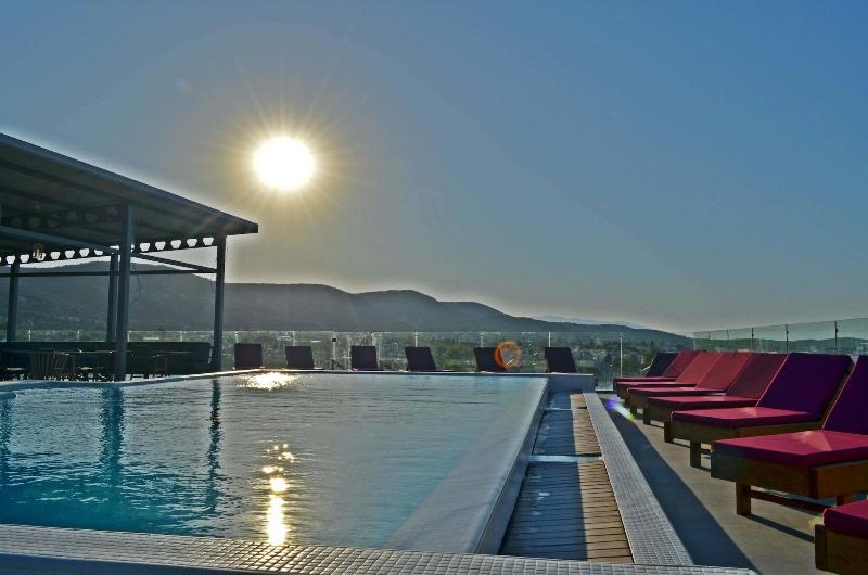 Ferush Otel