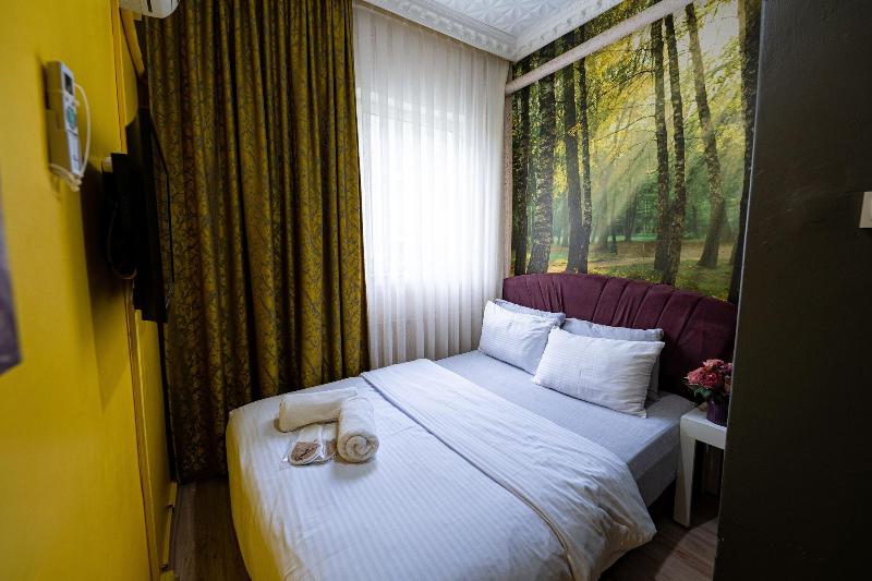 Evin Suit Hotel