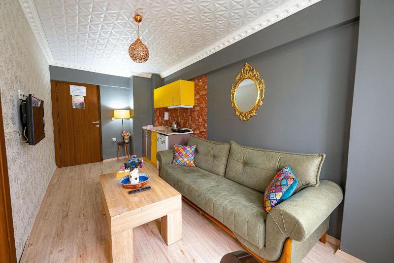 Evin Suit Hotel image