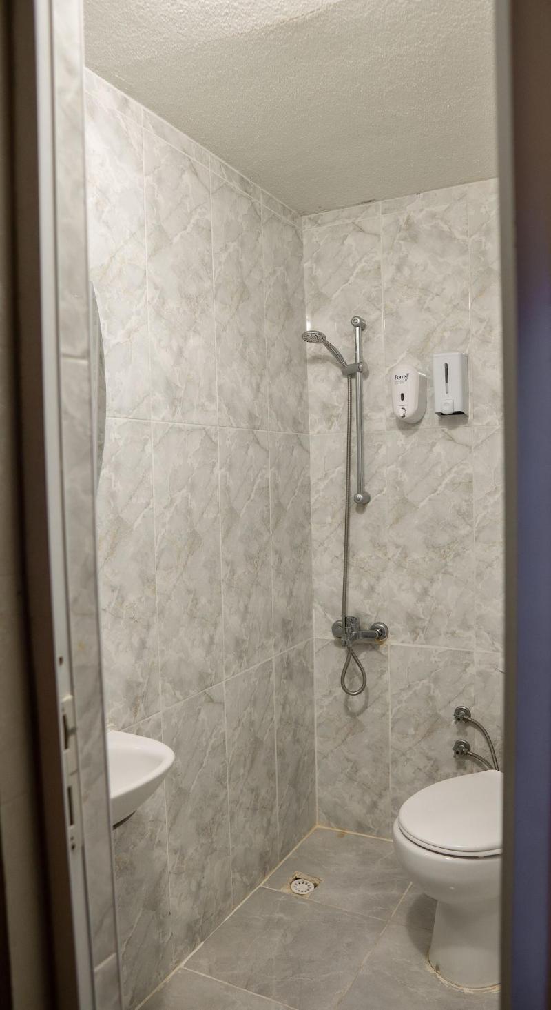 Evin Suit Hotel image