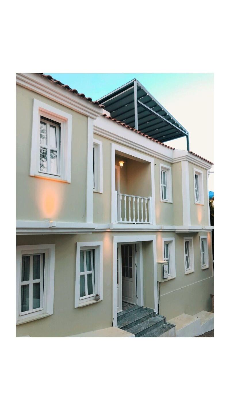 Mon Petit Hotel image