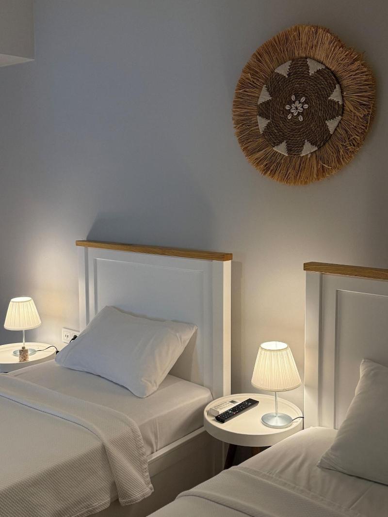 Mon Petit Hotel image