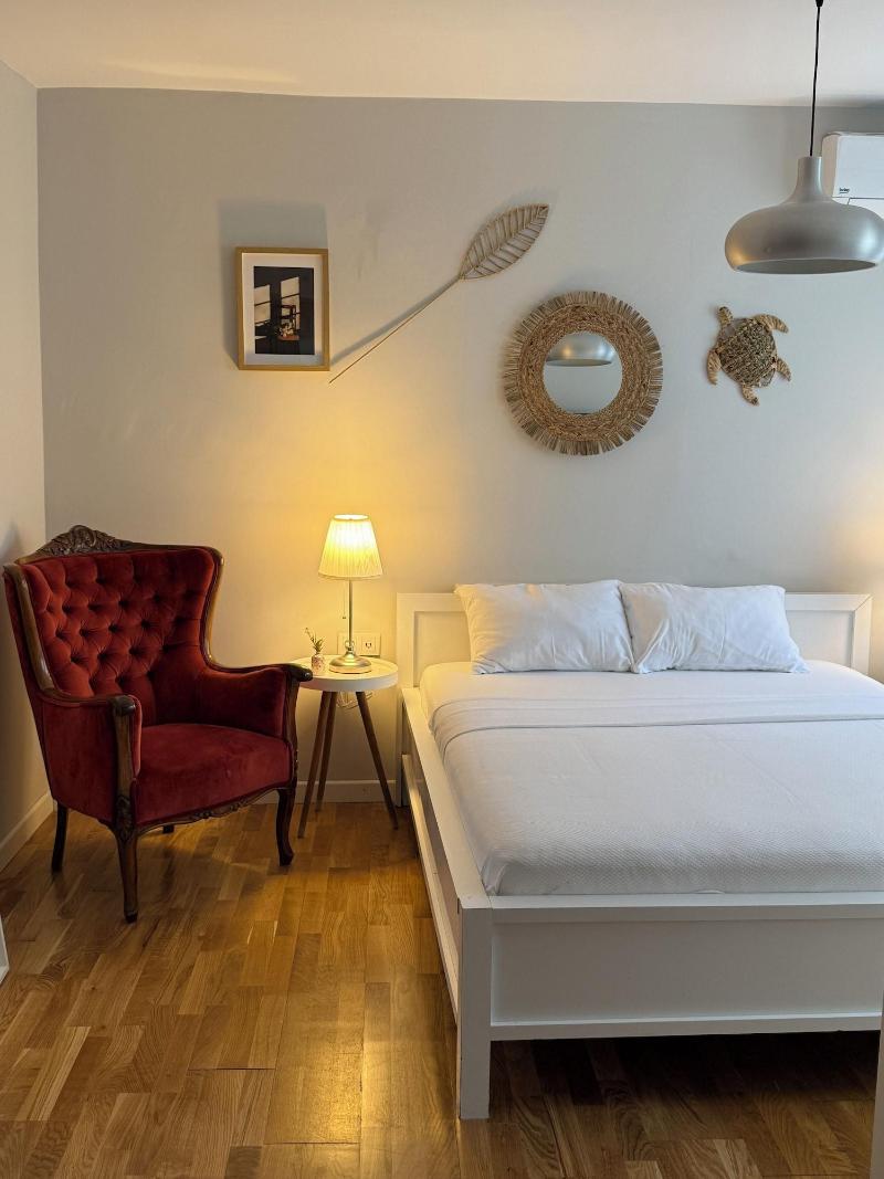 Mon Petit Hotel image