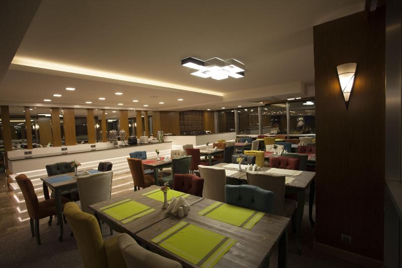 Giresun Sedef Hotel — restaurant