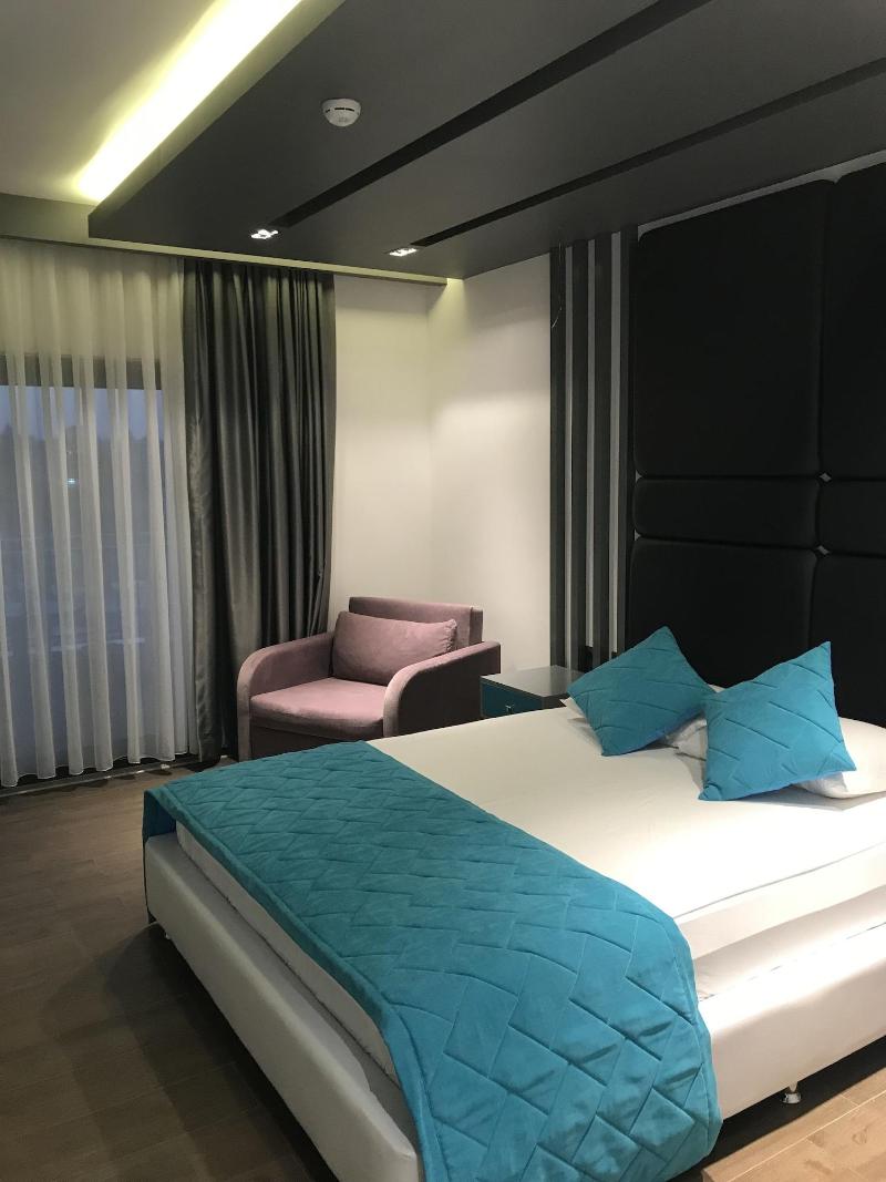 Oyster Boutique Hotel image