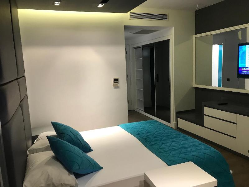 Oyster Boutique Hotel image