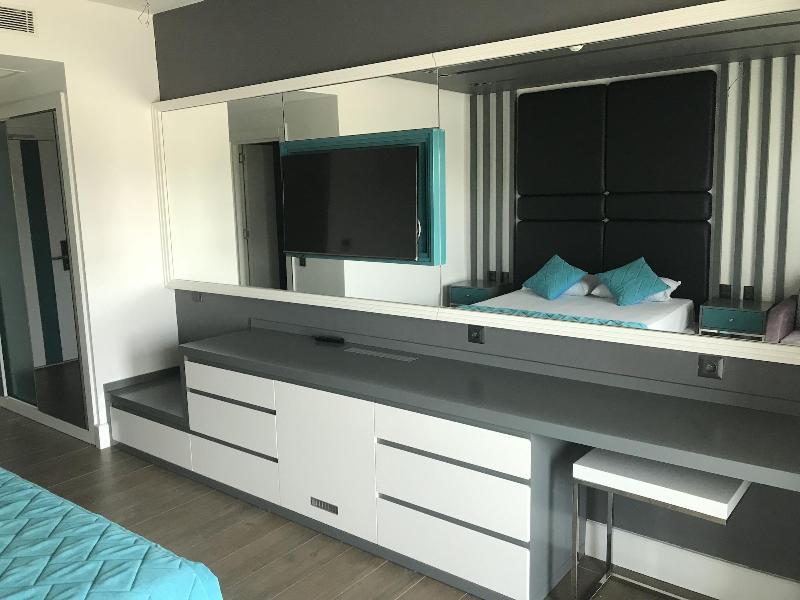 Oyster Boutique Hotel image