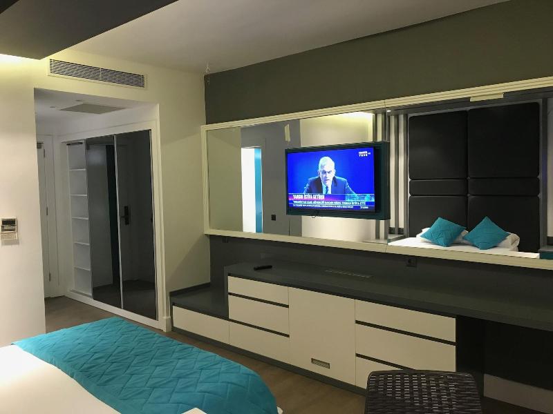 Oyster Boutique Hotel image