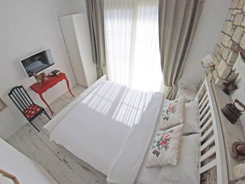 Morisi Konak image