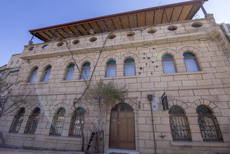 Kamelya Cave Hostel - Adults Only 3