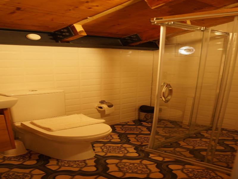 Karyada Hotel image