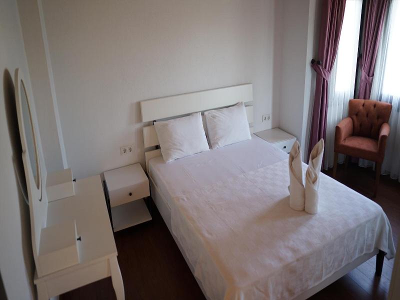 Karyada Hotel image