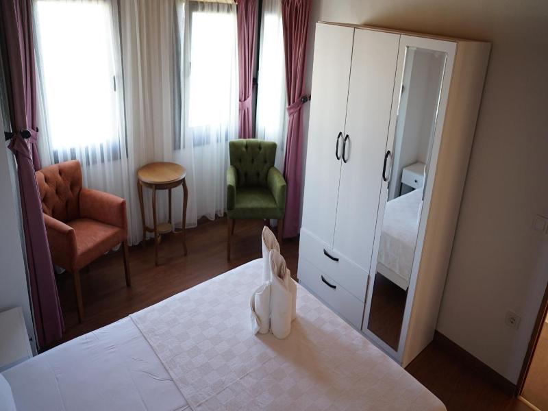 Karyada Hotel image