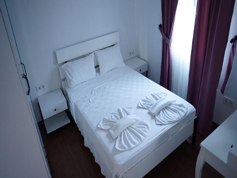 Karyada Hotel image