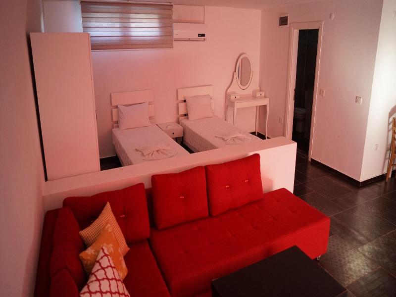 Karyada Hotel image