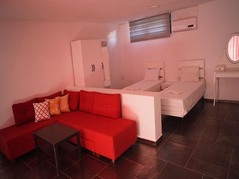 Karyada Hotel image