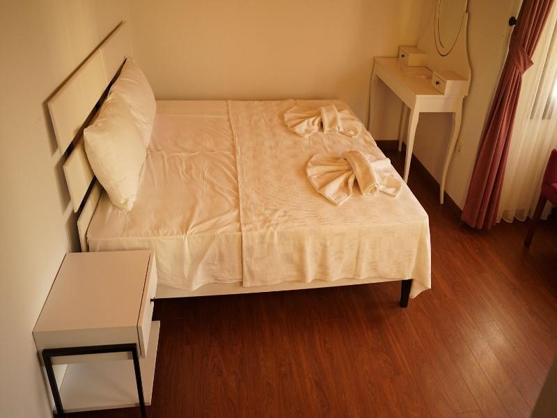 Karyada Hotel image