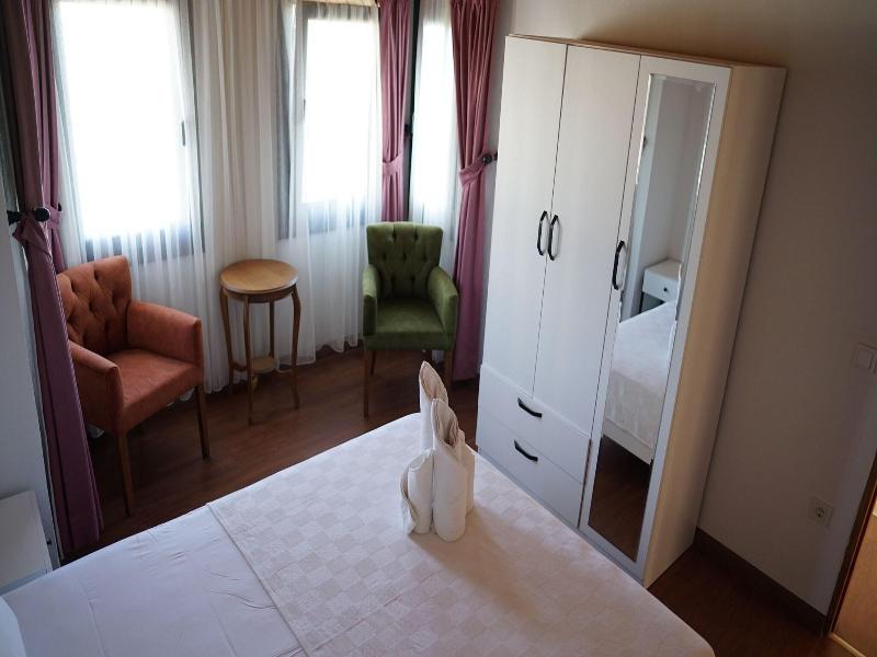 Karyada Hotel image