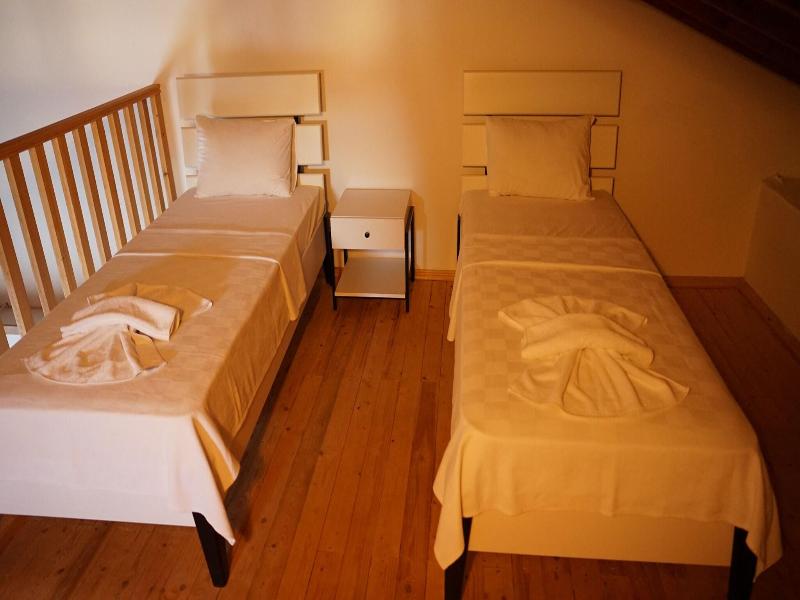 Karyada Hotel image