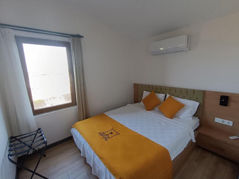 Turka Loca City Hotel image