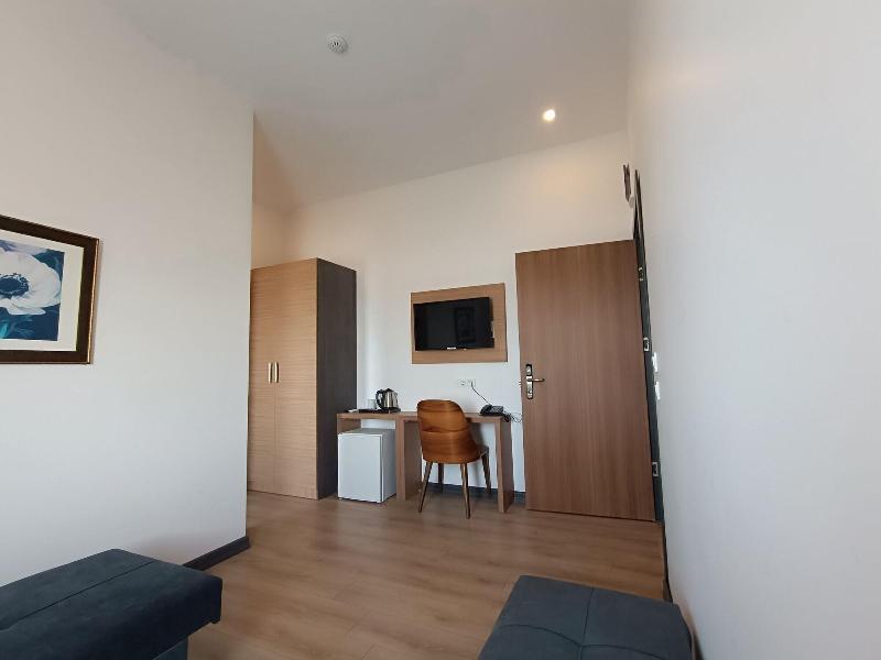 Turka Loca City Hotel image