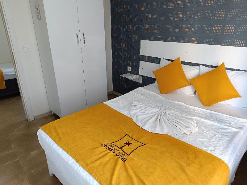 Turka Loca City Hotel image